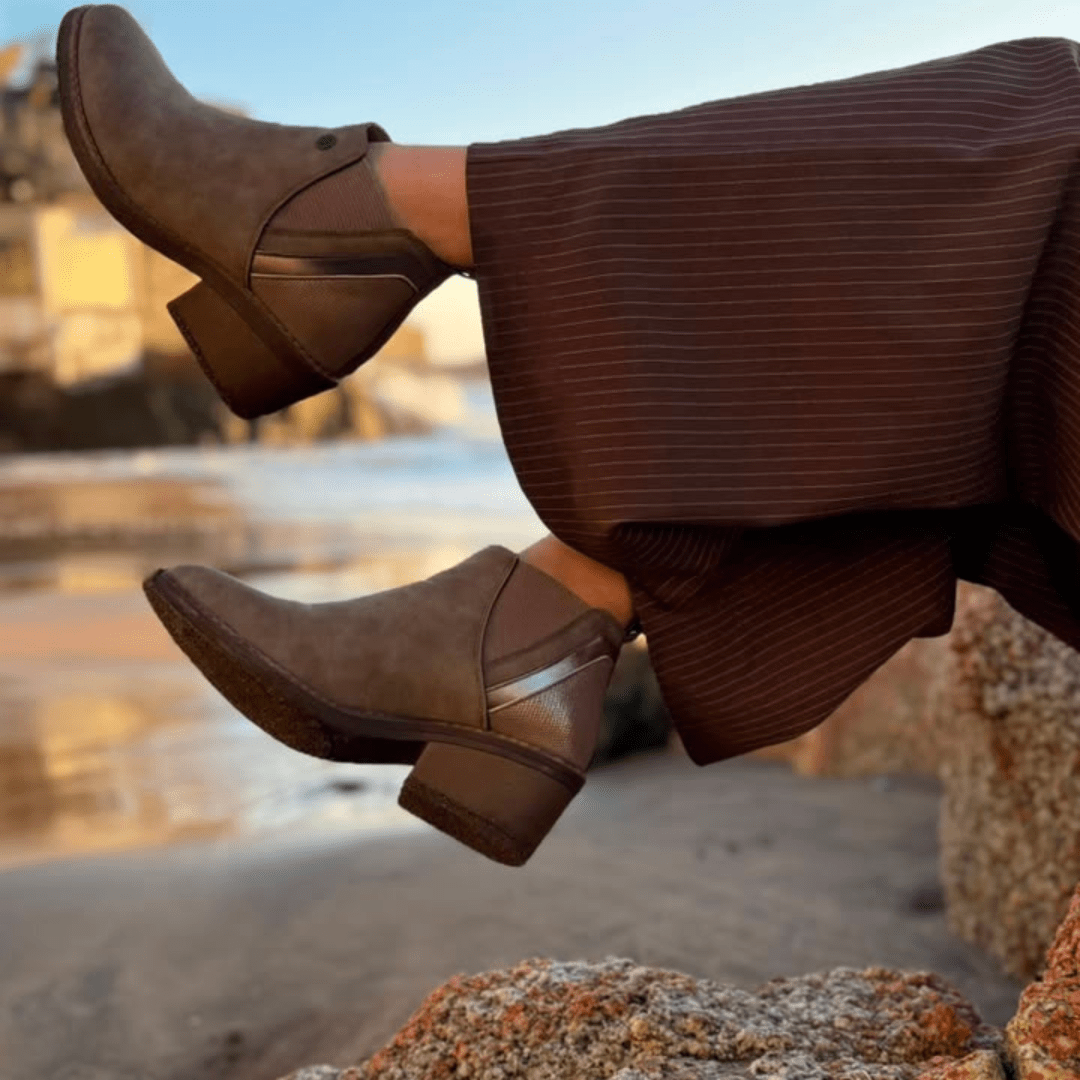 Botin Chalada Mujer Camp-30 Taupe Casual Botines Taco Chalada 