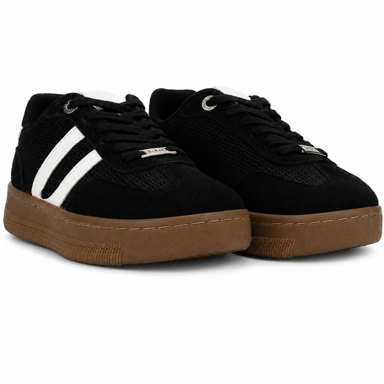 Zapatilla Negro Mujer Urbano Chalada Antu